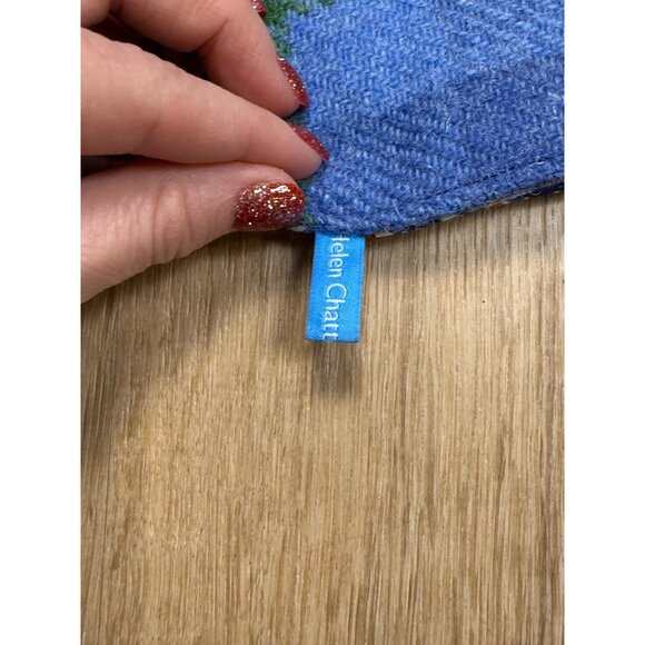 Harris Tweed Scarf Blue Tartan Wool Silky Paisley Backing - Picture 7 of 8